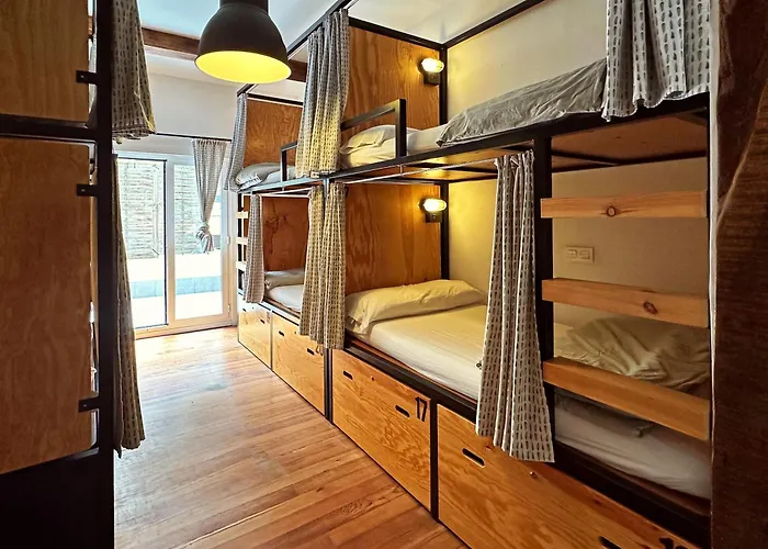 Surfing Etxea - Surf Hostel